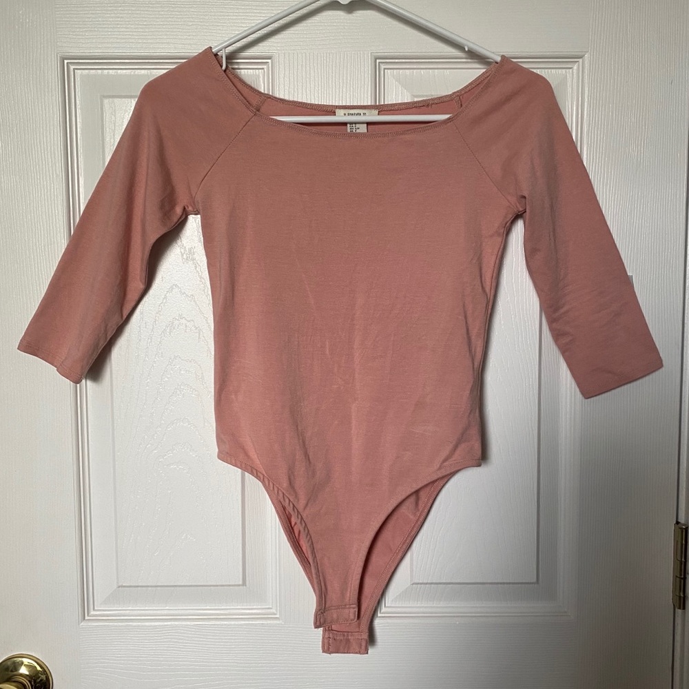 NWT Forever 21 off shoulder bodysuit